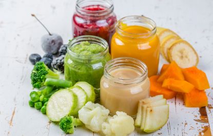 Lees meer over het artikel Wat is de beste babyvoeding?